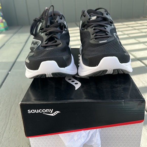 Saucony Men’s Running shoes - Picture 3 of 8